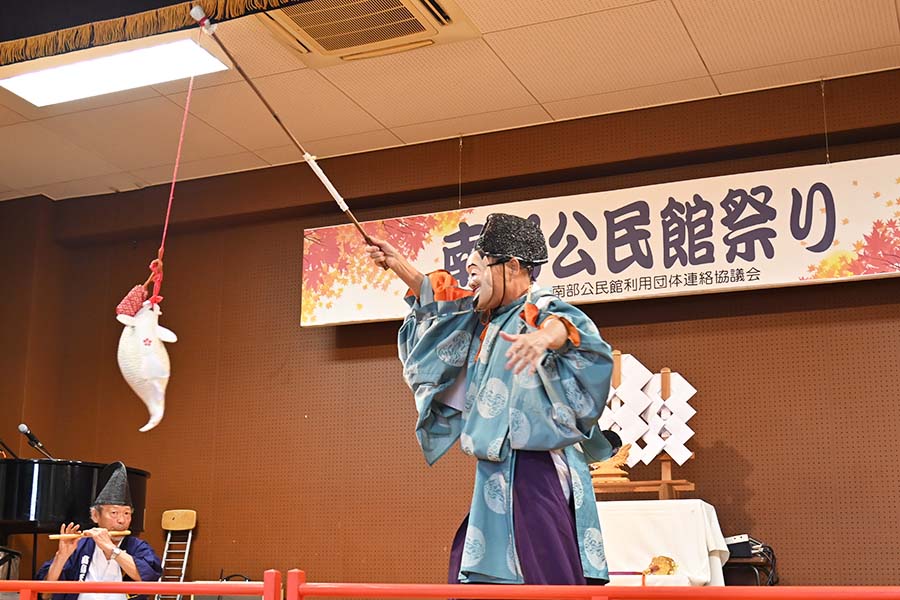 町長フォトニュース（20241124_南部公民館祭り）03