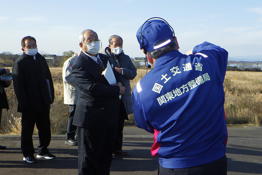 町長活動記録（R041212 行政区長会視察研修）02