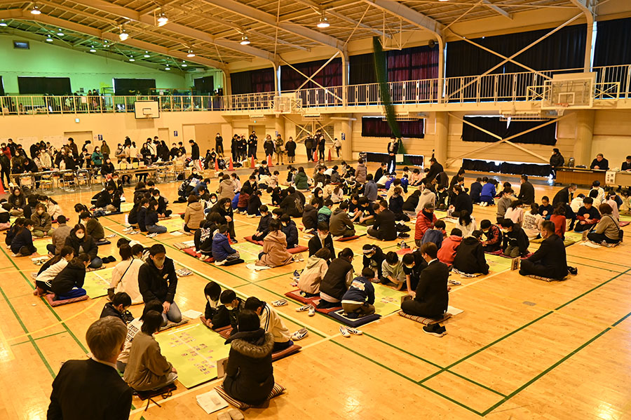 町長フォトニュース（20240105_第56回板倉町子ども会上毛かるた大会）03