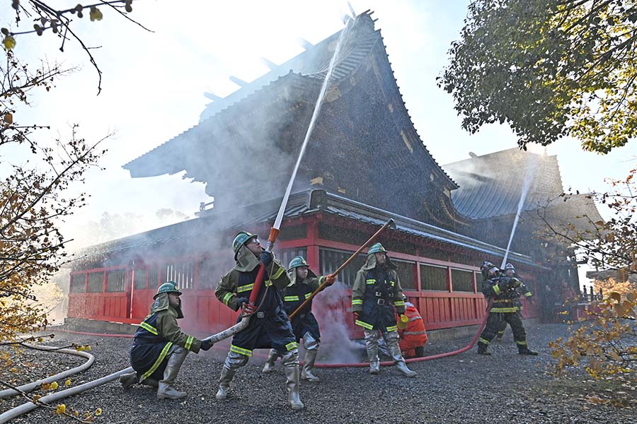 町長フォトニュース（20250126_令和6年度文化財模擬火災訓練）02