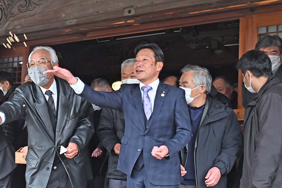 町長フォトニュース（20250202_雷電神社豆撒き式）01