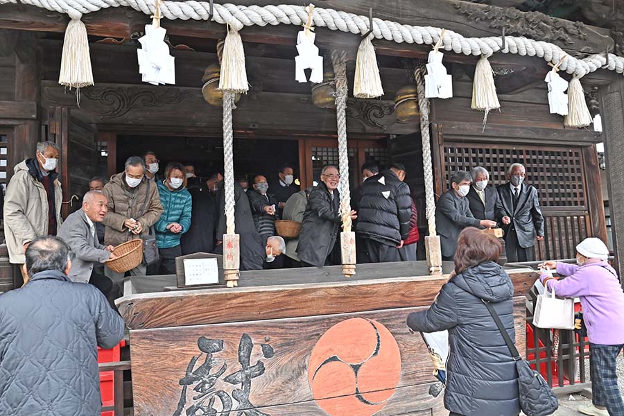 町長フォトニュース（20250202_雷電神社豆撒き式）02