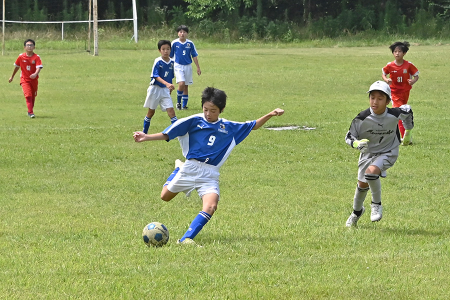 町長フォトニュース（20250713_板倉サッカークラブJr.交流サッカー大会）03