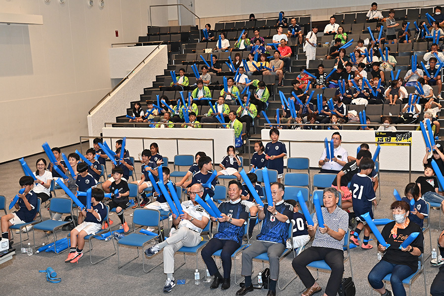 町長フォトニュース（20250715_パブリックビューイング韓国戦）01