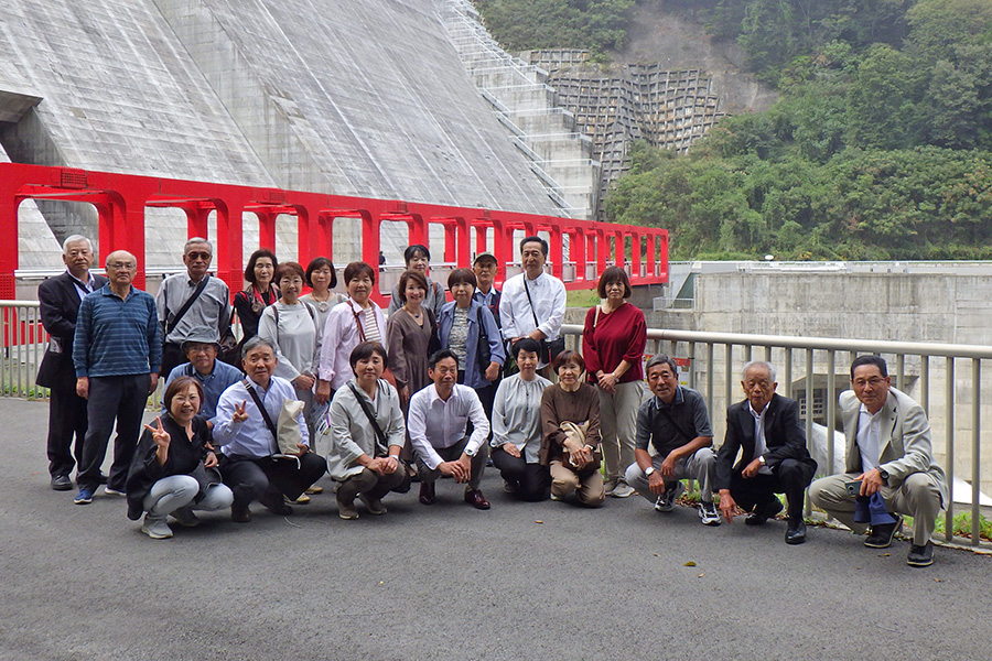 町長フォトニュース（20251003_板倉町民生委員児童委員協議会視察研修）02