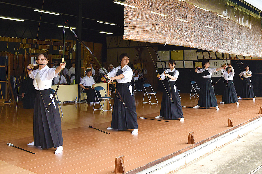 町長フォトニュース（20251005_第10回邑楽館林弓道大会）03