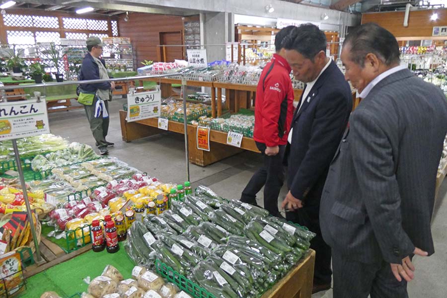 町長フォトニュース(20251023_行政区長会視察研修)01