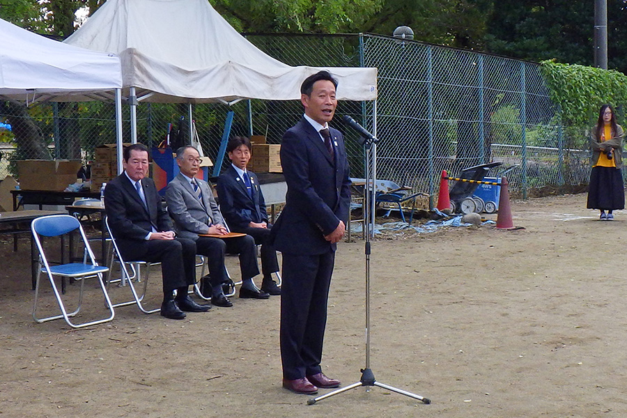 町長フォトニュース(20251101_ソフトテニスまつり)01