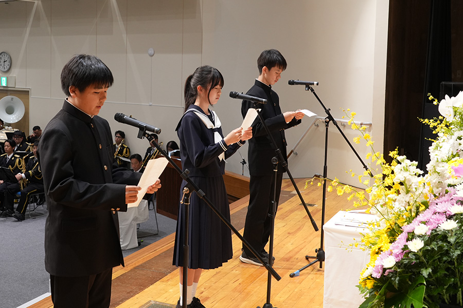 町長フォトニュース(20251116_戦没者追悼式)02