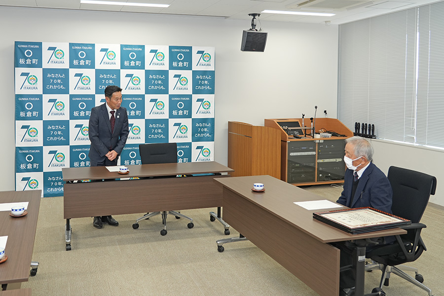 町長フォトニュース（20251211＿国民健康保険運営協議会及び板倉町健康づくり推進協議会）03