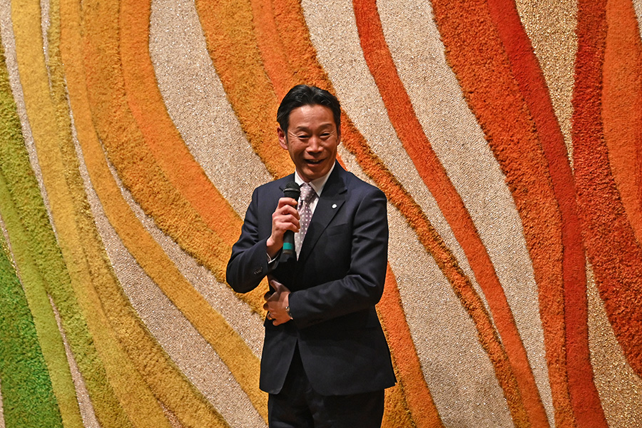 町長フォトニュース（20260215_板倉マジッククラブ発表会）1