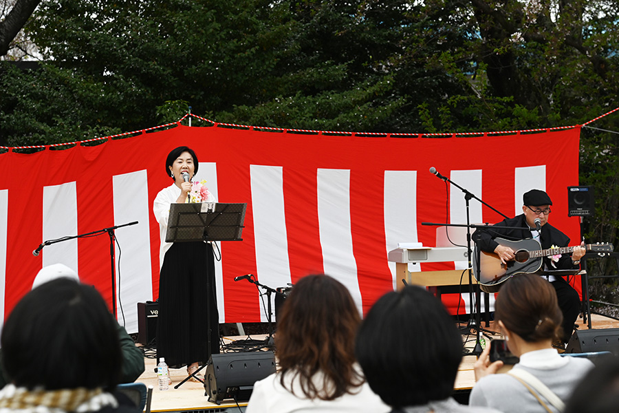 町長フォトニュース（20260405_桜が丘お花見コンサート）03