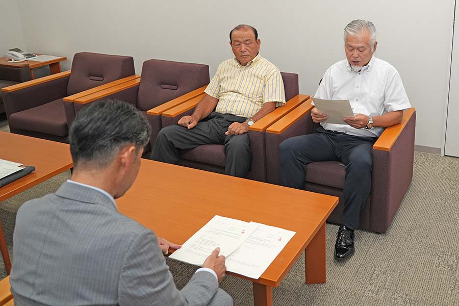 町長フォトニュース（20260826_監査委員による決算審査意見書提出および概要報告）02