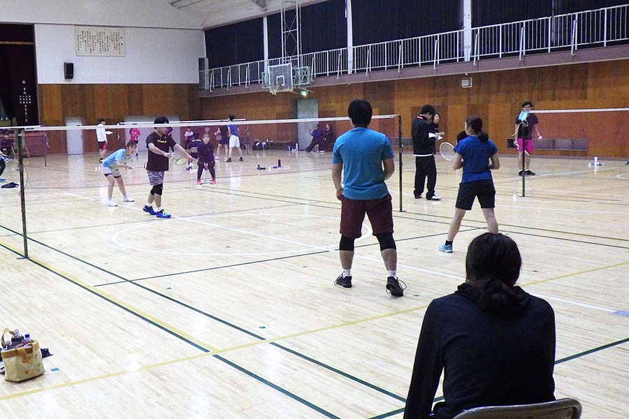 板倉町近隣交流バドミントン秋季大会3の写真