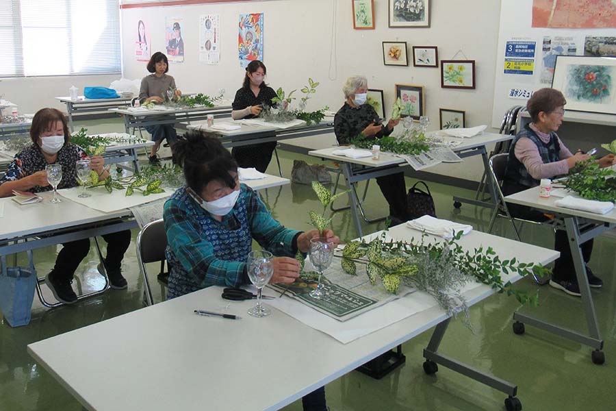 20241130_01（かしこまらない生け花教室）