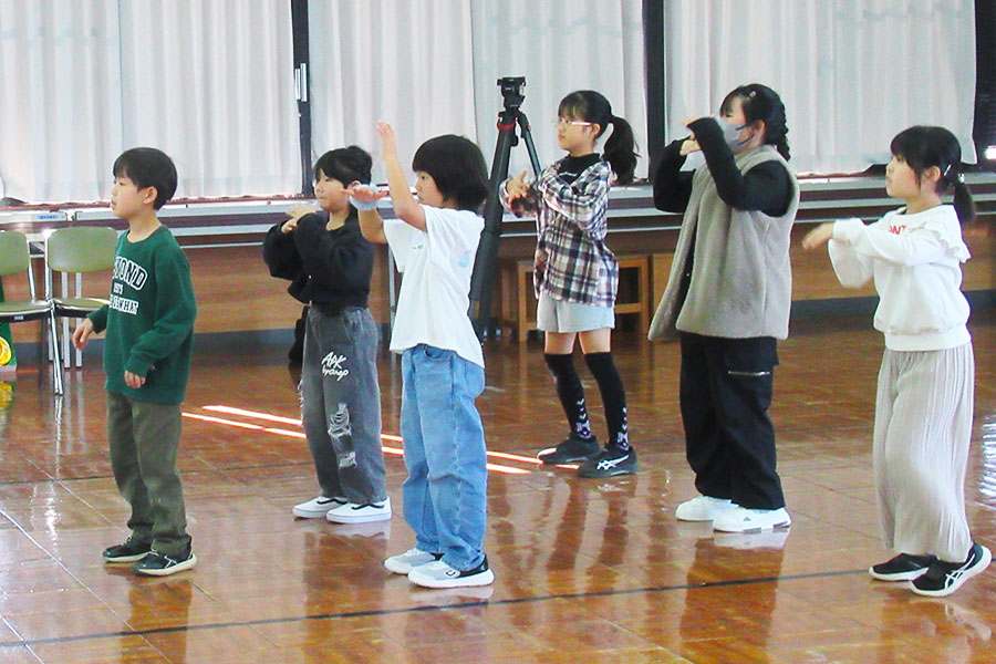 20241214_02（キレキレダンス）.jpg