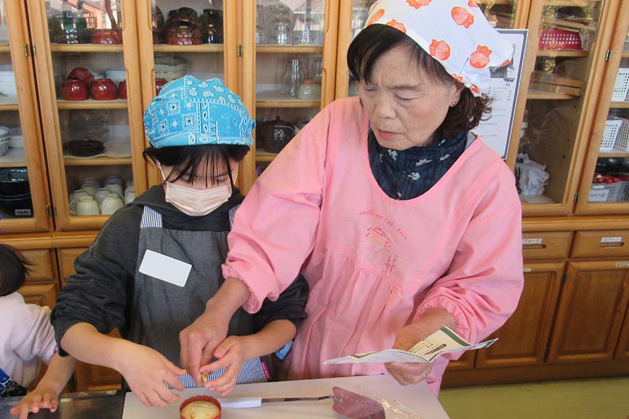 20241215_02（クリスマス親子お菓子作り教室）