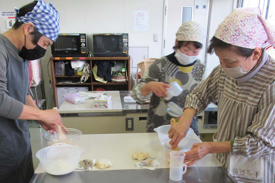 20241219_01（シュトーレイン作り教室）