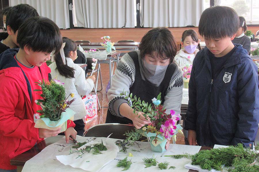 20250125_02（生け花をやってみよう）